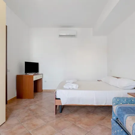 Daluef Alloggi 3* Assemini